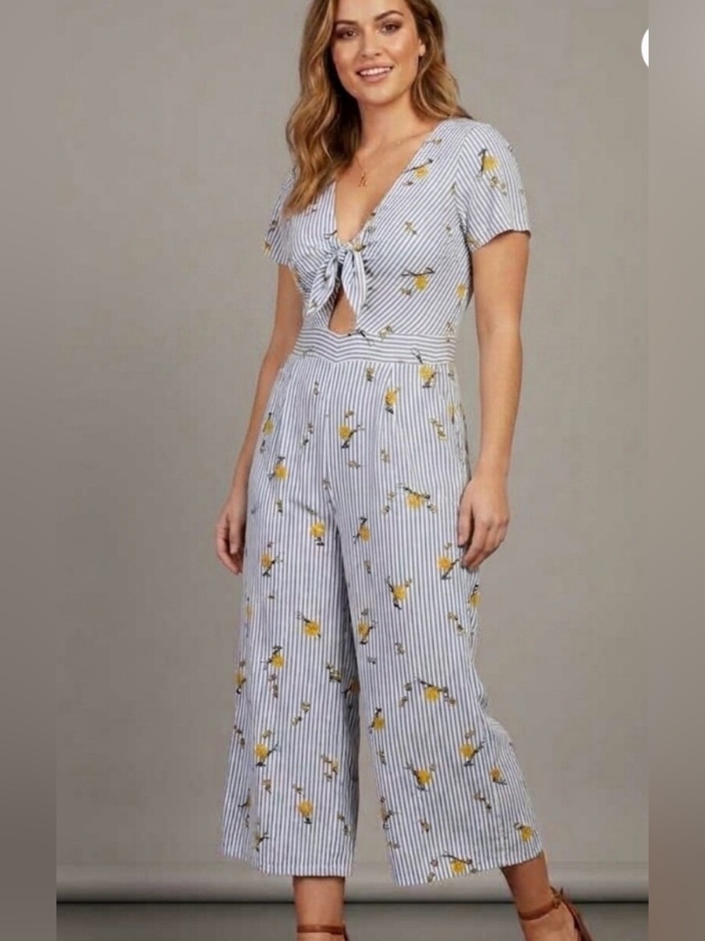 One Clothing Los Angeles Bee & Floral Stripe Jumper – Size Small